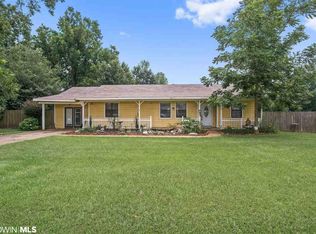 619 W Magnolia Ave, Foley, AL 36535