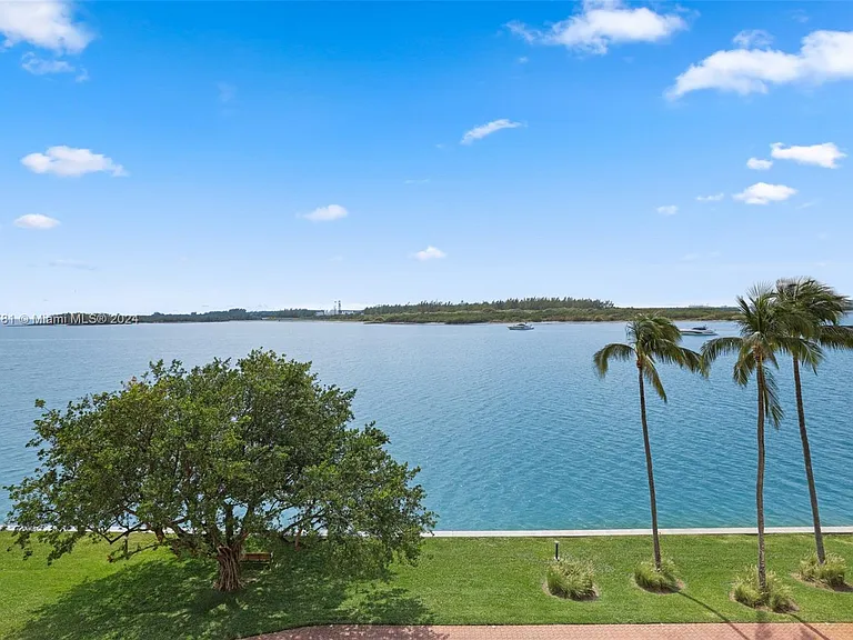 2442 Fisher Island Dr #5402 — Photo 7