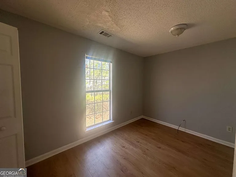471 Eagles Crossing Cir — Photo 17