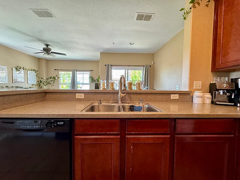 3301 N Park Dr #912 — Photo 13
