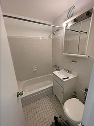 Rented by KNOCKKNOCK LLC