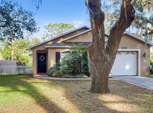 5234 4th St, Zephyrhills, FL 33542