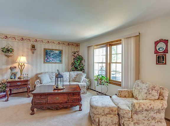 5th image of 855 Longford Dr