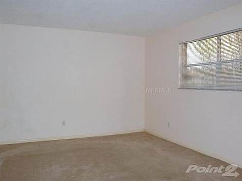 5th image of 10425 Carrollbrook Cir APT 110