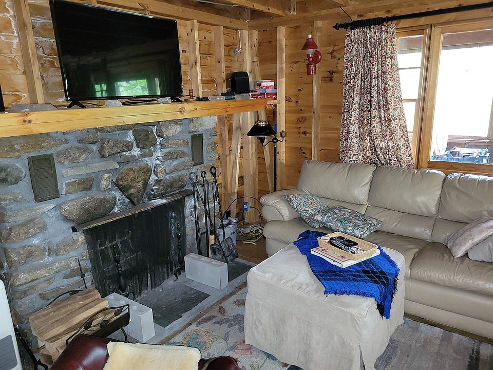 16th image of this home