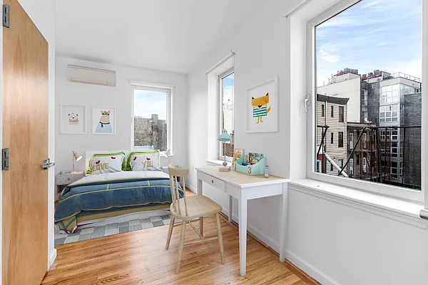 Rented by Compass | media 9