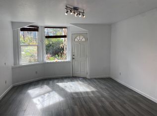 1414 E Fir St UNIT B, Seattle, WA 98122