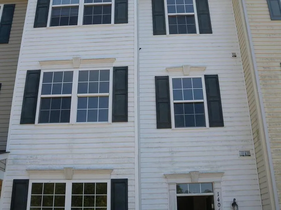 1406 Blue Heron Dr #1