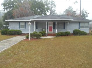 113 10th St SW, Ave, FL 32052