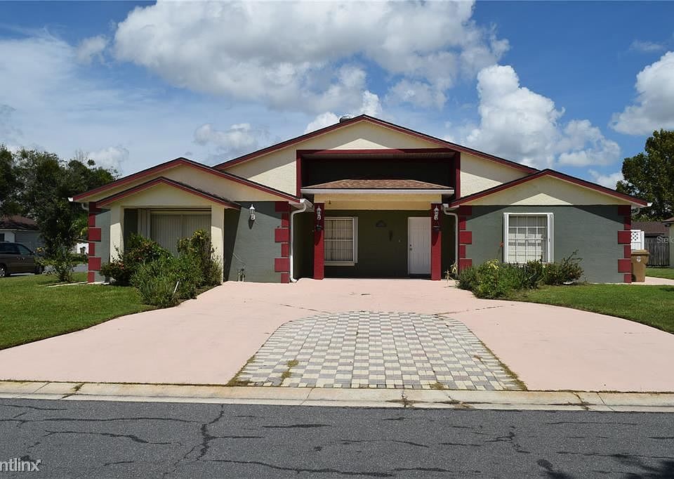1st image of 121R Acapulco Dr