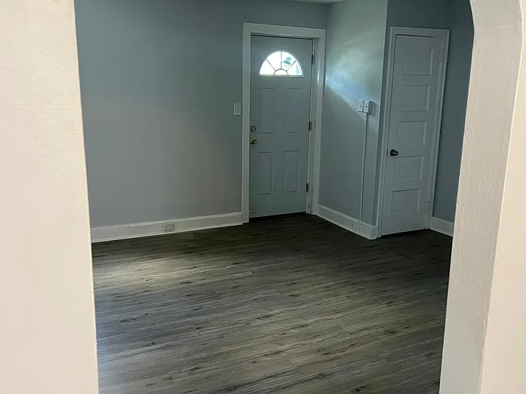 1133 Pine Ln — Photo 11