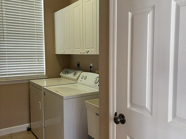3722 Longfellow Rd — Photo 18