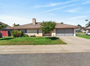 7496-7494 Bruno Way, Sacramento, CA
