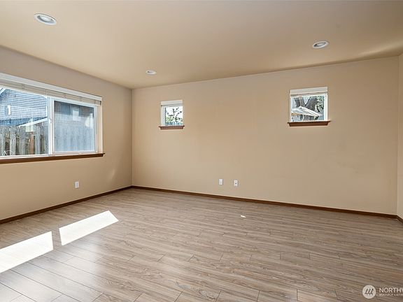 4th image of 60 NE Melrose Drive