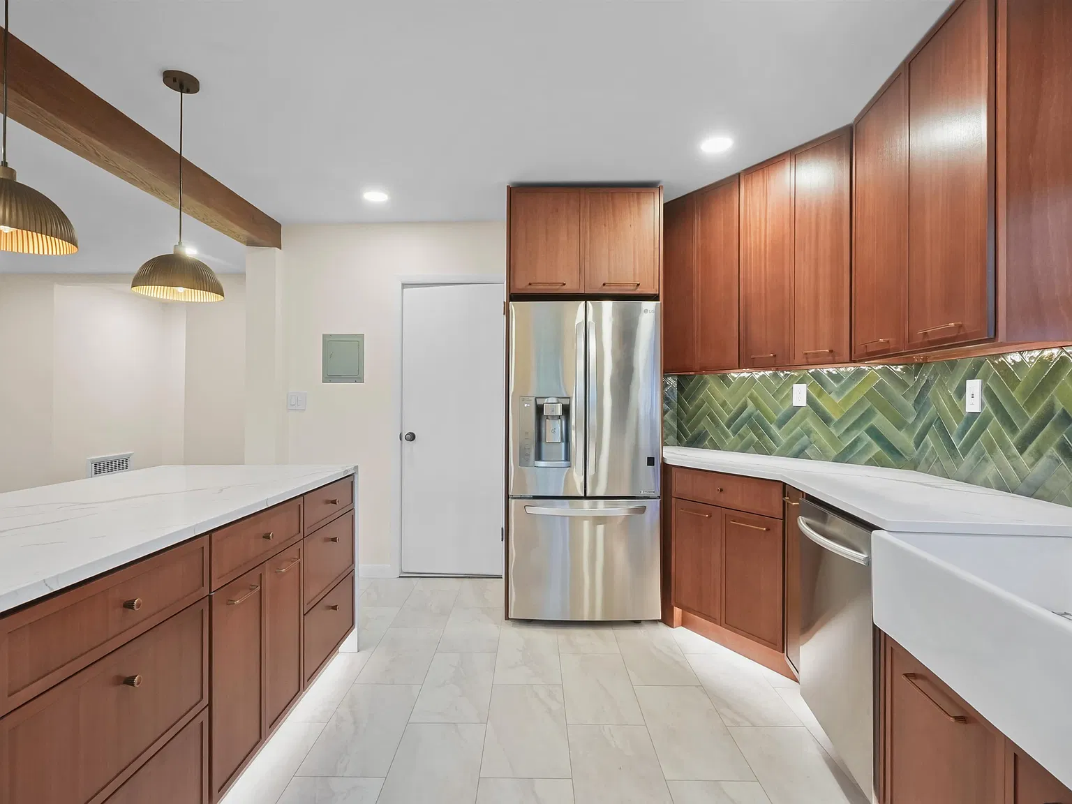 2 bed, 1.5 bath, $3,600 — Photo 4