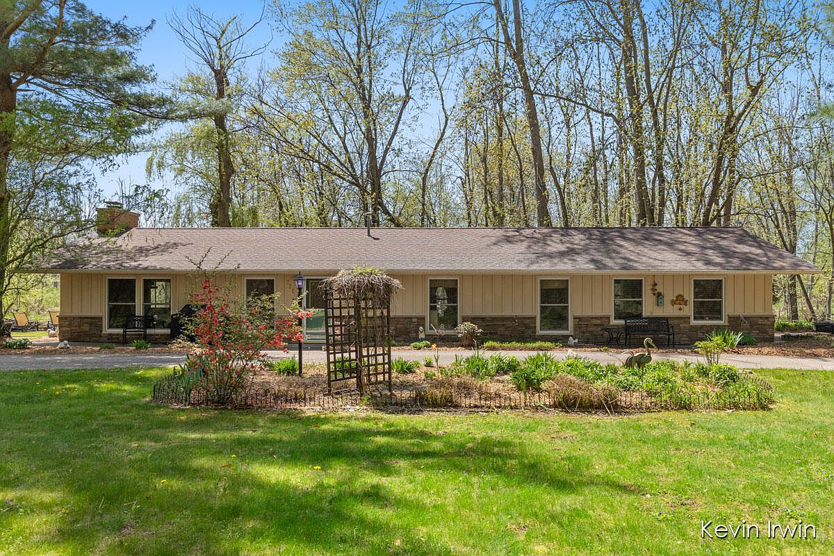 731 Thirteen Mile Rd NW, Sparta, MI 49345 Zillow