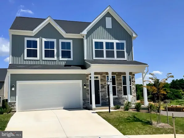 44 Forest Grove Ave, Ranson, WV 25438