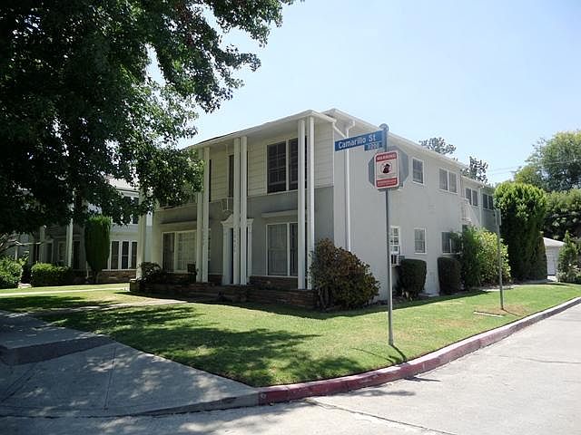 1st image of 11238 1/2 Camarillo St #11238-1/2