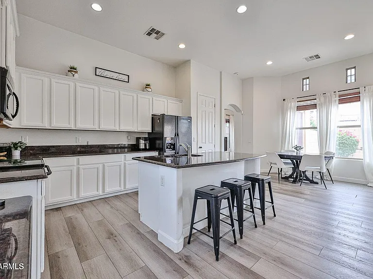 3950 N Edith Way — Photo 10