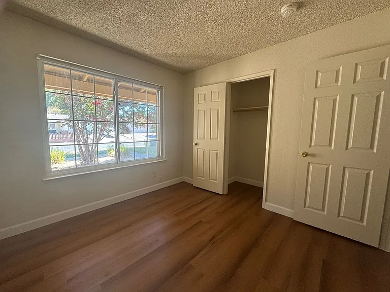 9457 Bravo Way — Photo 9