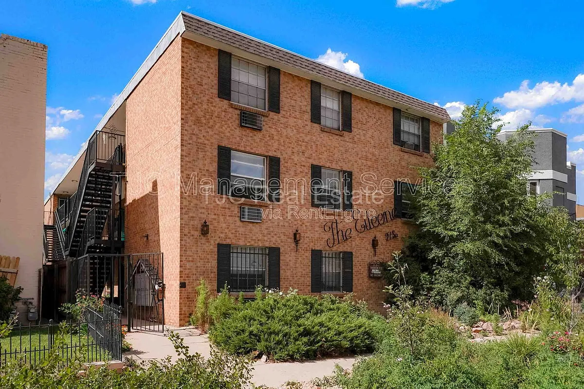 Building Photo - 27 S Sherman St #101