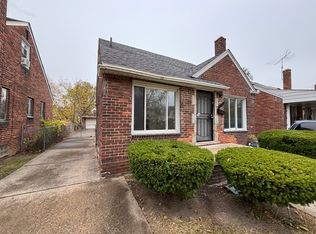 7795 Heyden St, Detroit, MI 48228