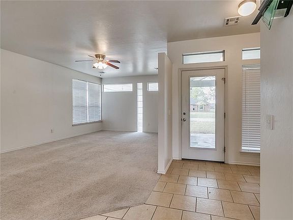 4th image of 518 N Missouri Ave