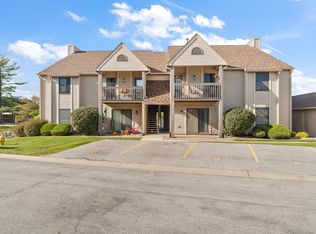 3501 Timberbridge Dr APT F, Valparaiso, IN 46383