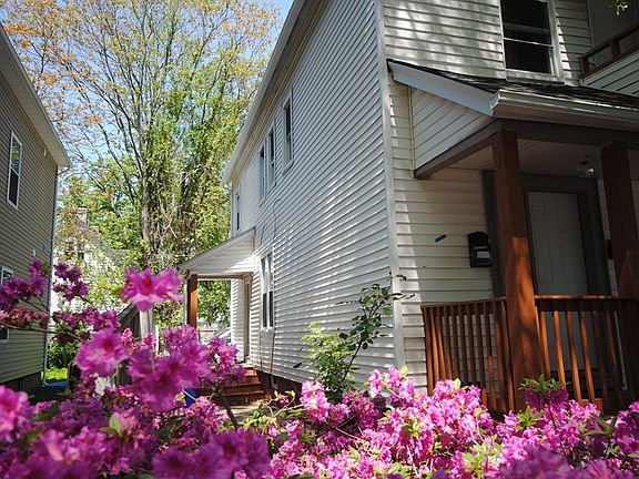 2nd image of 72 Hall St
