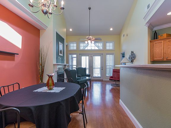 5th image of 121 Hillhouse Ln