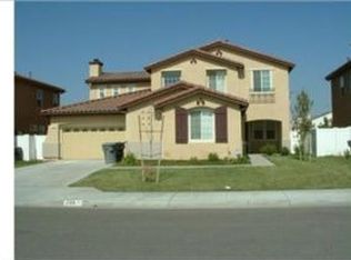 238 Daylily Dr, Perris, CA 92571