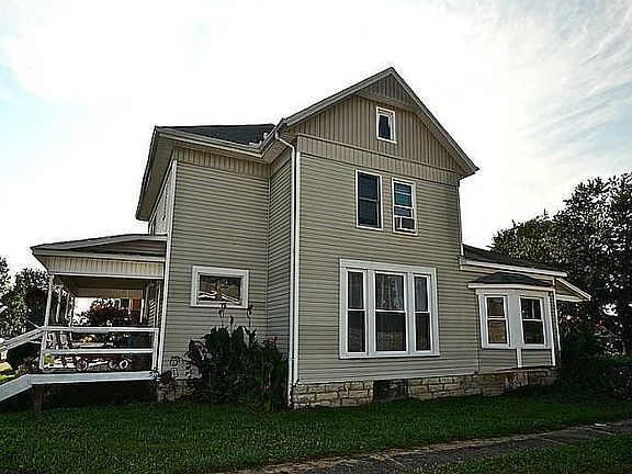 5th image of 111 Vine St