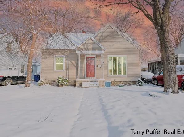 1322 Cornell Rd, Muskegon, MI 49441