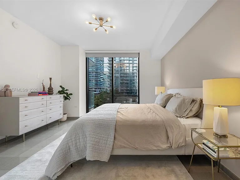 88 SW 7th St #809 — Photo 13