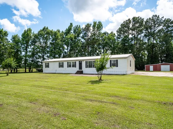 126 County Road 3011, Dayton, TX 77535