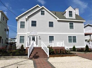 130 Meadow View Ln, Avalon, NJ 08202