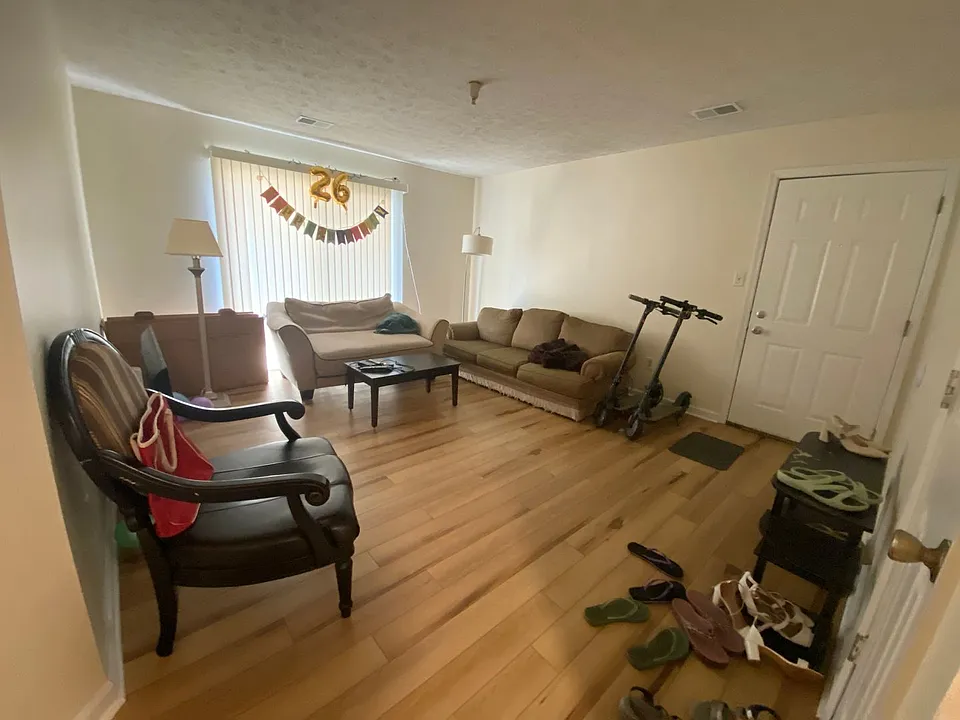3200B E John Hinkle Pl