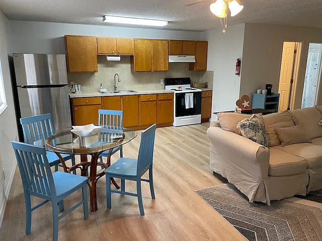 5830 Wyoming Ave — Photo 1