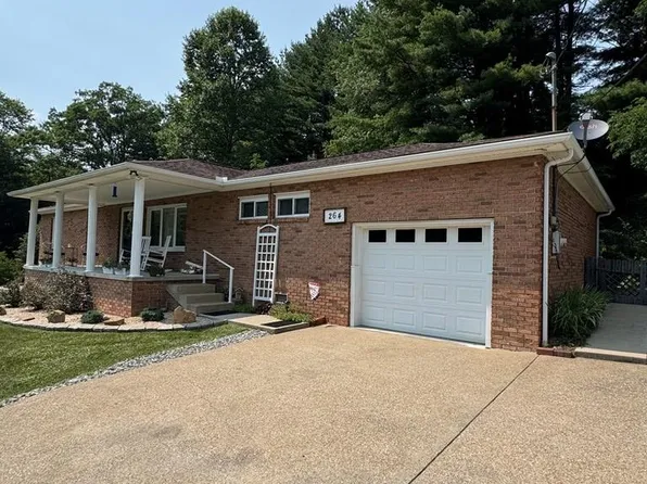 264 Pleasant Dr, Beckley, WV 25801