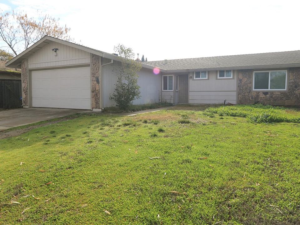 1st image of 8400 Sunrise Woods Way