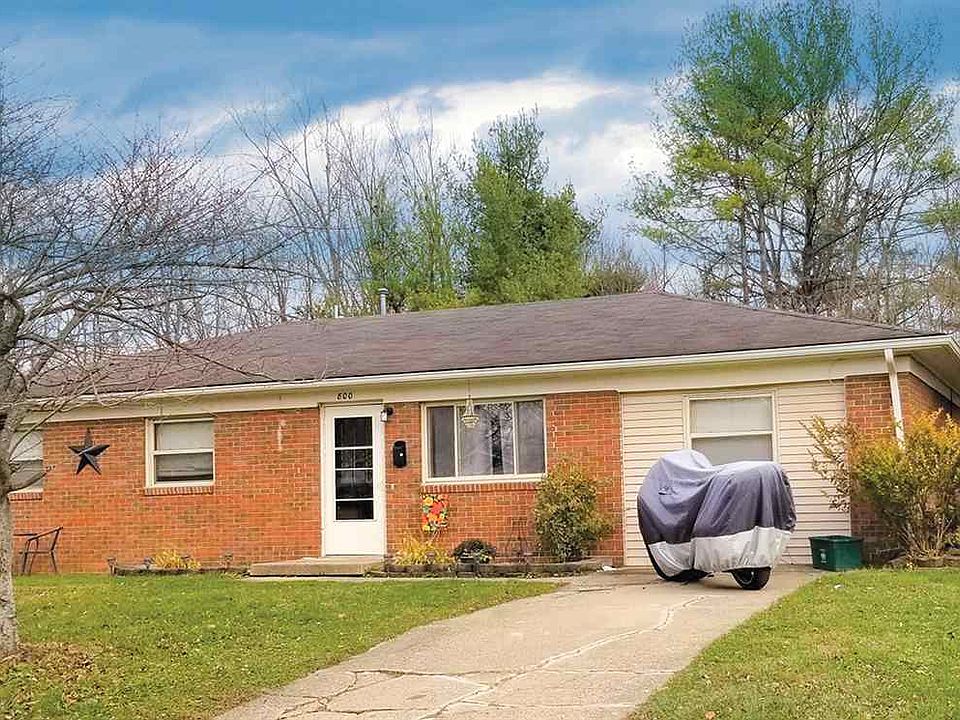 1st image of 800 Crescent Dr