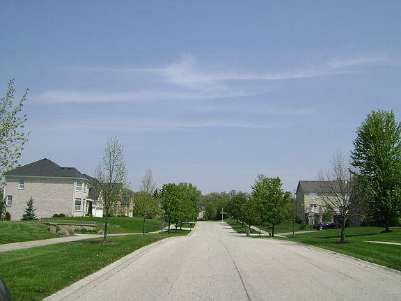 5th image of 688 Norfolk Ave