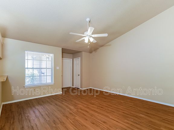 3rd image of 14430 Edgemont St