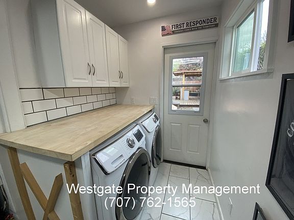 2nd image of 600 Crinella Dr