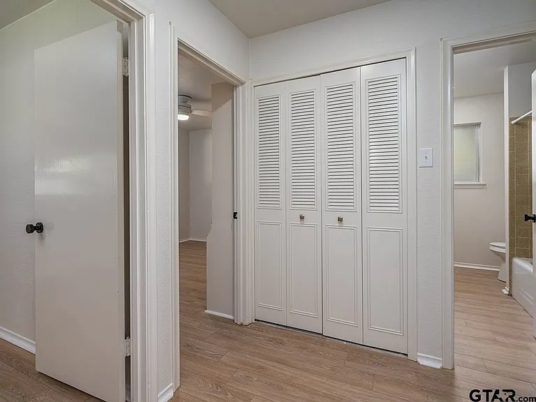 509 Winchester Dr — Photo 14
