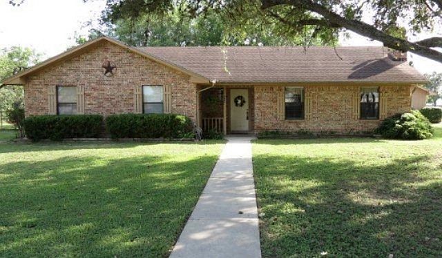 1st image of 33 Antlers Ln