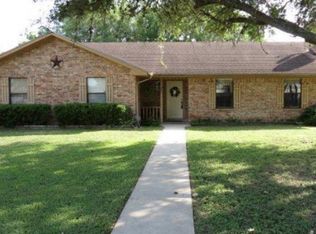 33 Antlers Ln, Victoria, TX 77905