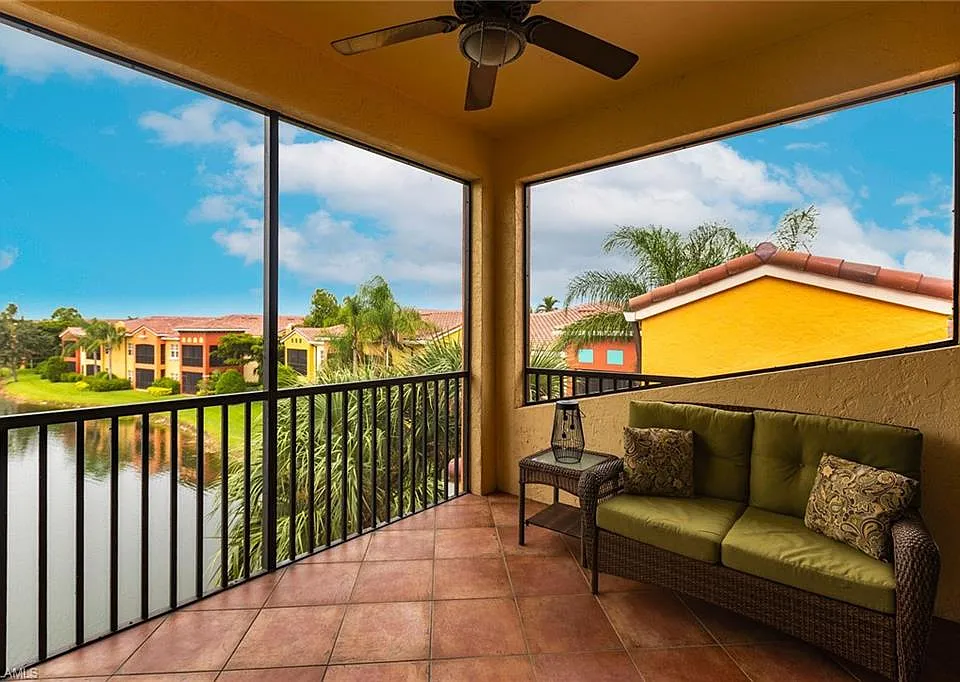 8598 Via Lungomare Cir #306