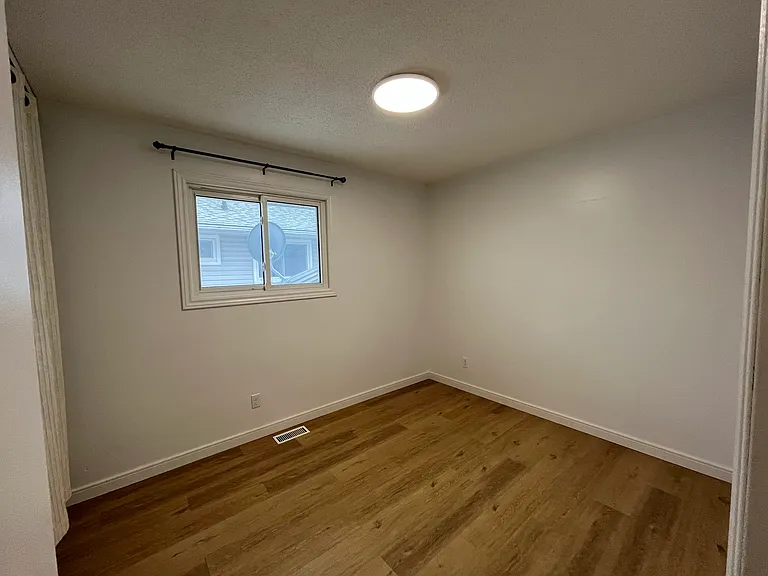 16 Dauphin Ave #1 — Photo 13