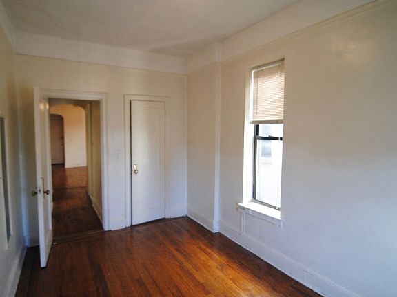 5th image of 426 St Nicholas Ave APT 5a